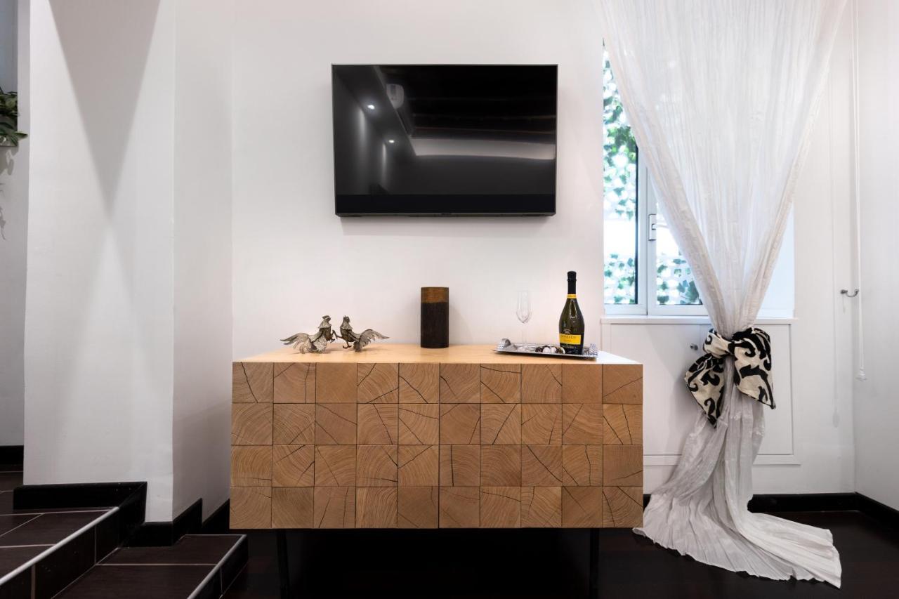 Barcaccia Luxury Suites روما المظهر الخارجي الصورة