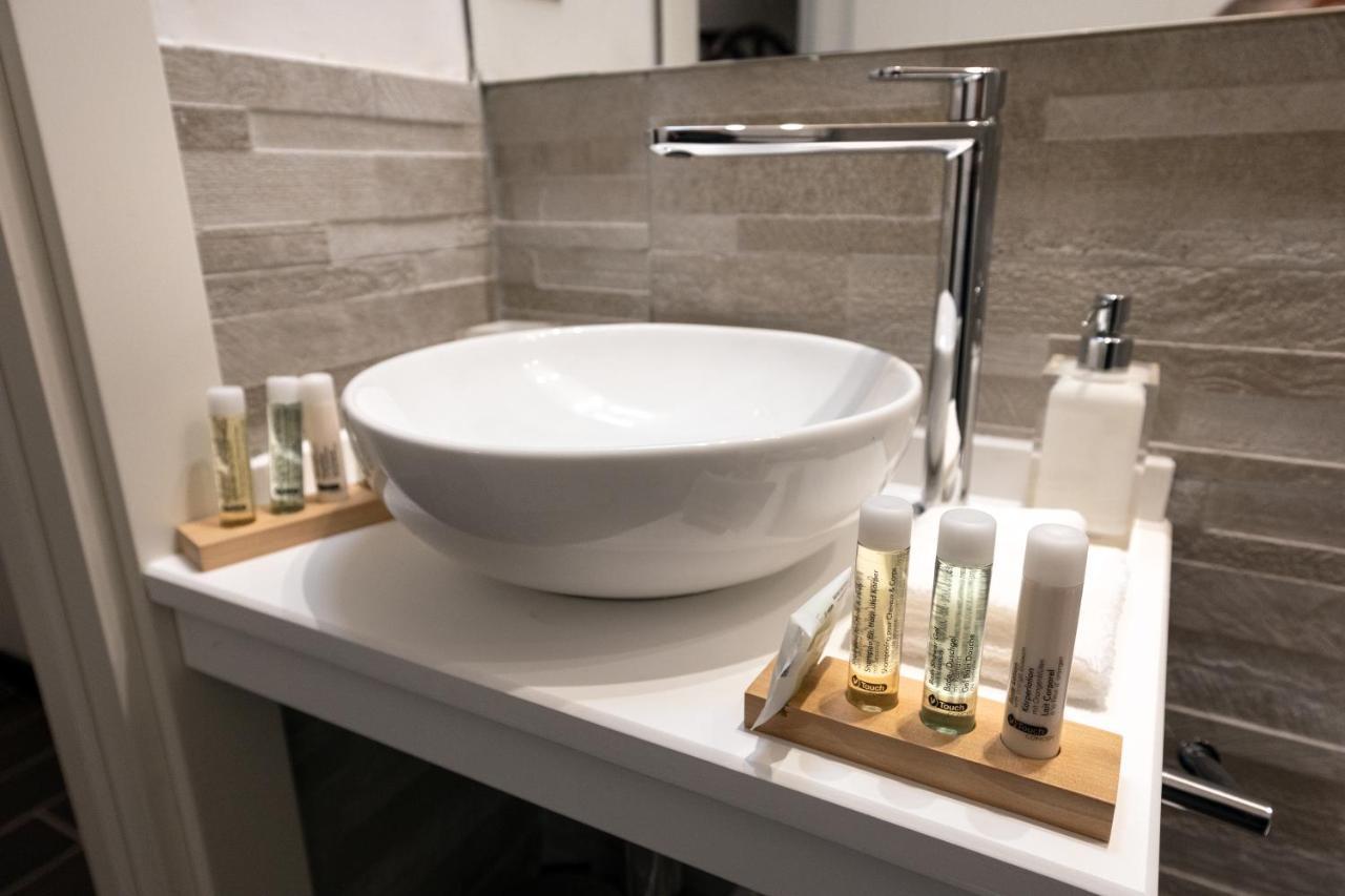Barcaccia Luxury Suites روما المظهر الخارجي الصورة